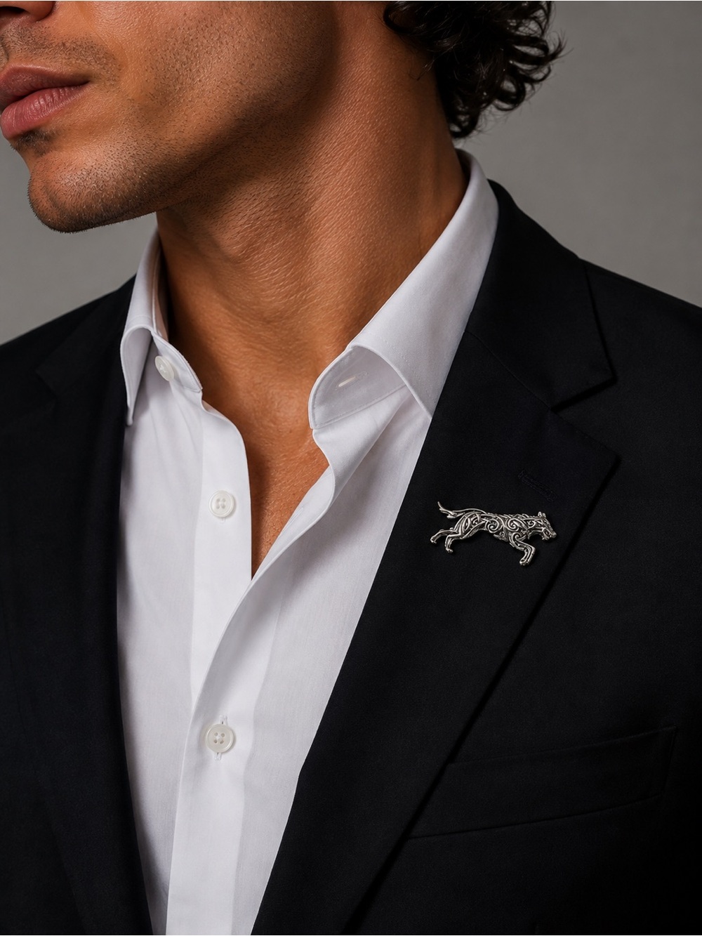 Men’s Silver Tone Running Wolf Filigree Lapel Brooch Pin Statement Accessory